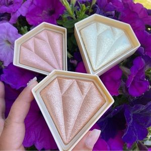 Diamond Glow Highlighters